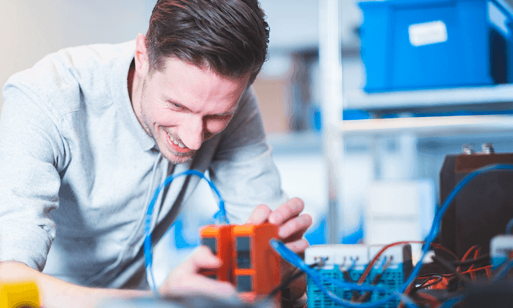 Maximizing efficiency and sustainability: Key features of SAM4 predictive maintenance